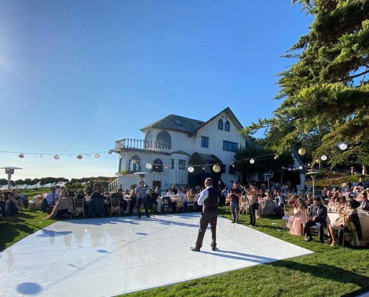 Entertainment & dance floor by Fortun Entertainment